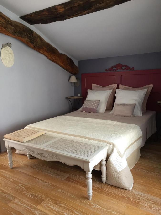 La Cle Des Songes Bed & Breakfast Claviers Exterior photo